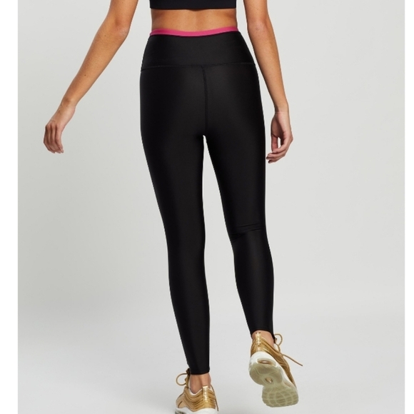 P.E Nation Steady Run Leggings Size Small - Picture 3 of 15